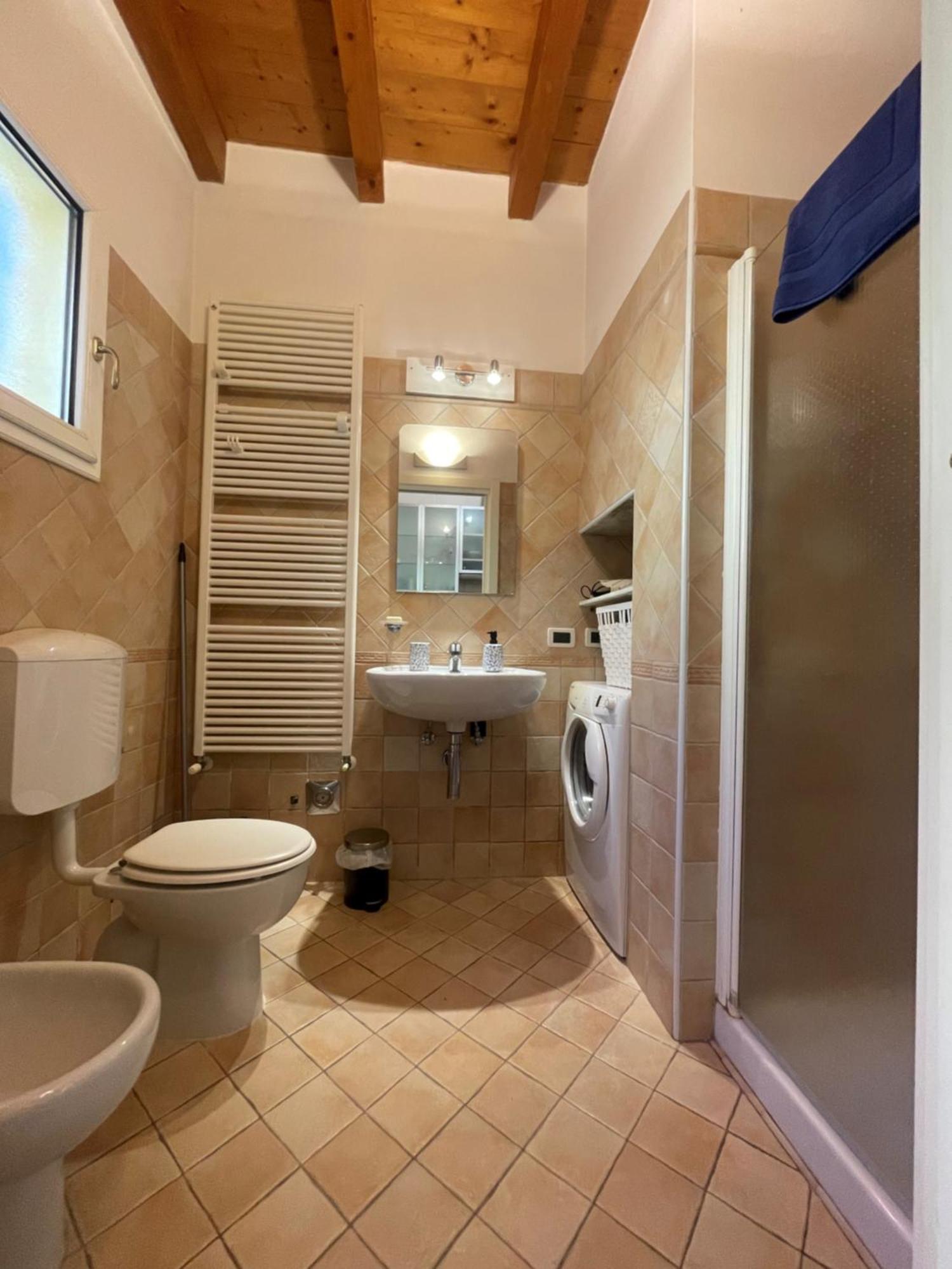 Casa Vacanze Myrasol Apartman Bologna Kültér fotó